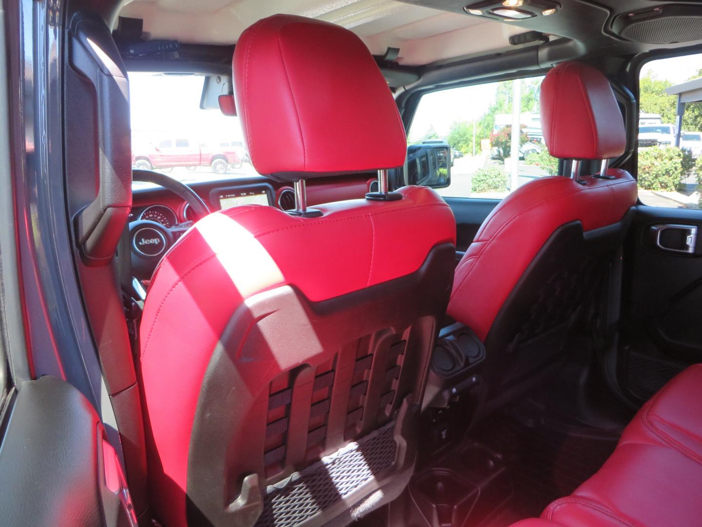 2019 Gray /RED Jeep Wrangler Unlimited Rubicon (1C4HJXFN0KW) with an 2.0L L4 DOHC 16V TURBO engine, 6A transmission, located at 2630 Grass Valley Highway, Auburn, CA, 95603, (530) 508-5100, 38.937893, -121.095482 - Lifted wrangler featuring 17" Fuel wheels, 35" Toyo Open Country RT tires, Warn VR10 synthetic rope winch, Factor 55 Ultra Hook, Westin running boards, window tint, Weathertech floor liners, and custom red / black interior. - Photo#39