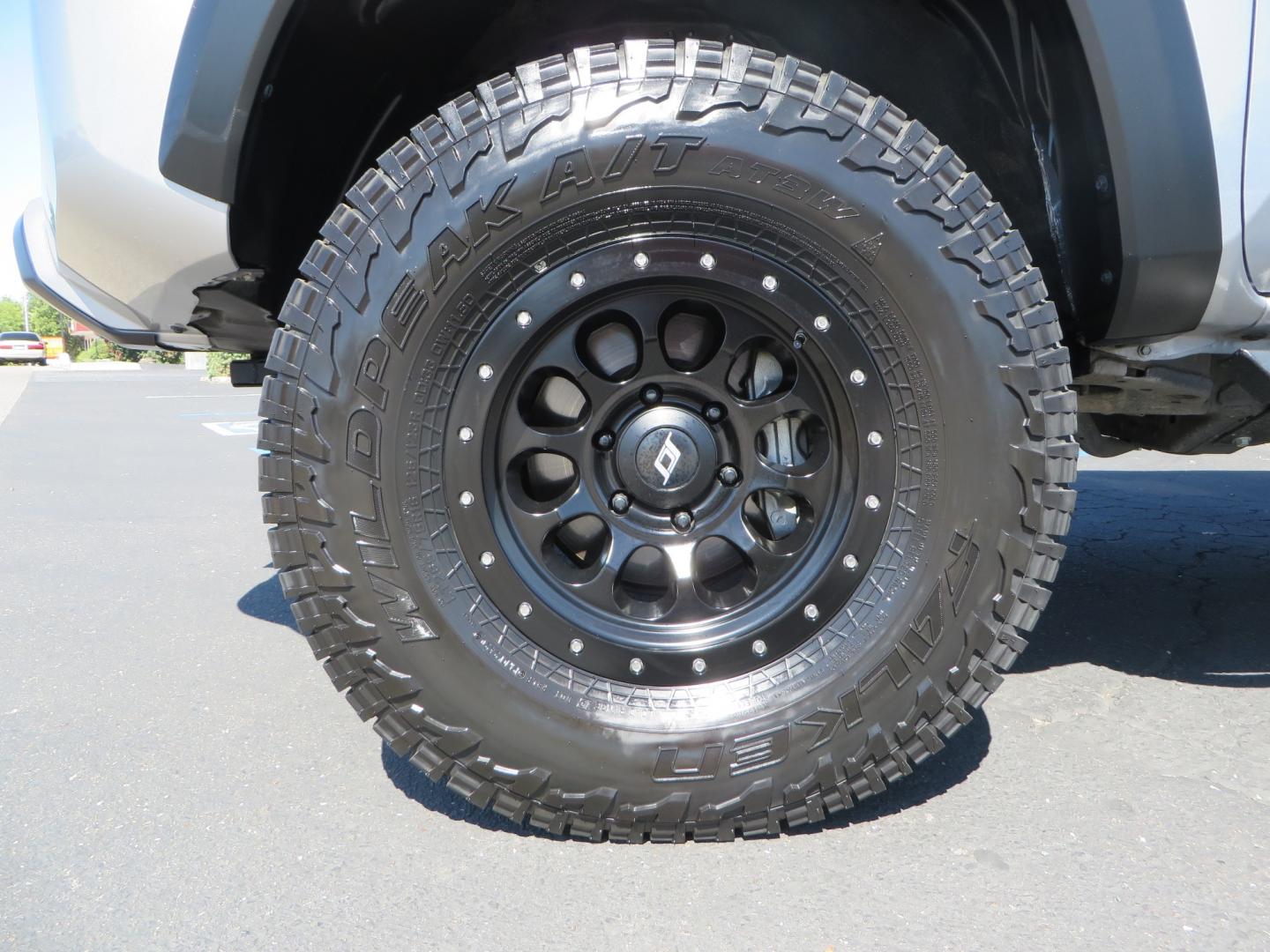 2020 /BLACK Toyota Tacoma TRD OFF-ROAD Double Cab Long Bed V6 6AT 4WD (3TMDZ5BN8LM) with an 3.5L V6 DOHC 24V engine, 6A transmission, located at 2630 Grass Valley Highway, Auburn, CA, 95603, (530) 508-5100, 38.937893, -121.095482 - Built Tacoma that you arent going to want to miss. This truck features a set of Bilstein 6112 front struts, Bilstein 5160 rear shocks, SPC upper control arms, SCS wheels, Falken Wildpeak AT3W tires, All Pro Offroad rear springs, and a set of rock sliders. - Photo#8