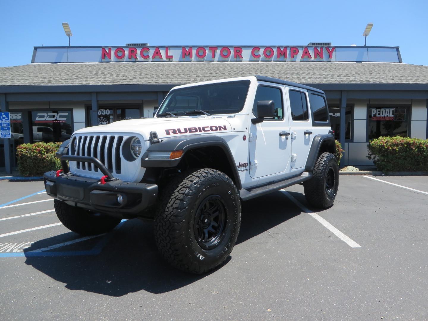 2018 White /black Jeep Wrangler JK Unlimited Rubicon 4WD (1C4HJXFGXJW) with an 3.6L V6 engine, Manual 6 speed transmission, located at 2630 Grass Valley Highway, Auburn, CA, 95603, (530) 508-5100, 38.937893, -121.095482 - Features - Zone Offroad 3" suspension system, Fox Adventure series shocks, 37" BFG KO2 tires, Fuel Ammo wheels, and a Teraflex spare tire relocation. - Photo#0