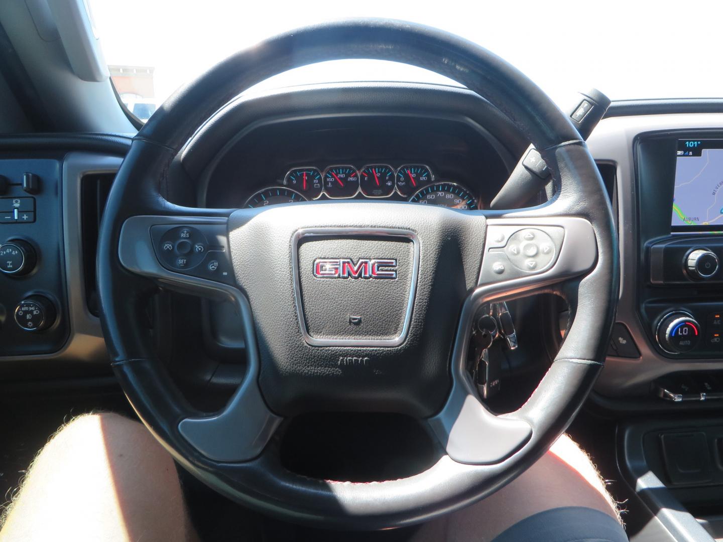 2017 White /BLACK GMC Sierra 3500HD SLT Crew Cab 4WD (1GT42XCY4HF) with an 6.6L V8 OHV 16 DIESEL engine, 6A transmission, located at 2630 Grass Valley Highway, Auburn, CA, 95603, (530) 508-5100, 38.937893, -121.095482 - Lifted GMC Duramax with Fox remote reservoir shocks, AMP Power steps, Rool N Lock tonneau cover, 20" Hostile Gauntlet wheels, BFG KO2 tires, all weather floor mats, window tint, and headrest DVD players. - Photo#30