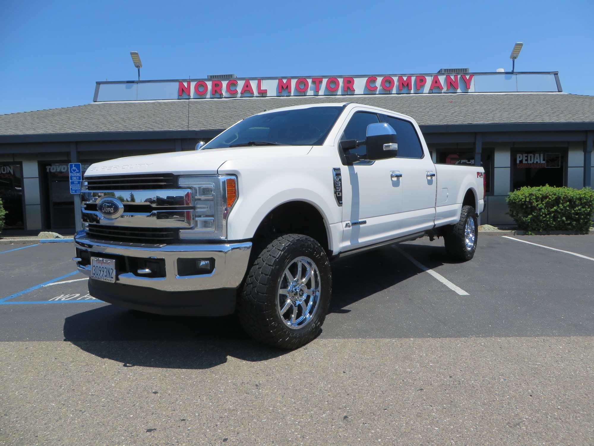photo of 2018 Ford F-350 SD King Ranch Crew Cab 4WD