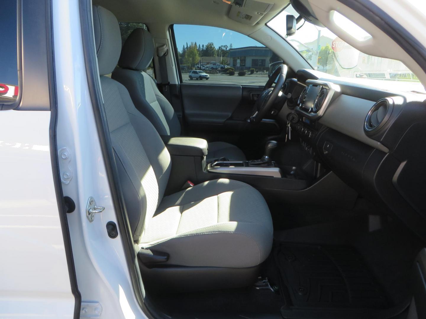 2021 White Toyota Tacoma SR5 Double Cab V6 6AT 4WD (3TMCZ5AN3MM) with an 3.5L V6 DOHC 24V engine, 6A transmission, located at 2630 Grass Valley Highway, Auburn, CA, 95603, (530) 508-5100, 38.937893, -121.095482 - Tacoma SR5 sitting on Bilstein 5100 series front struts and rear shocks, BFG KO2 tires, Method NV wheels, and window tint. - Photo#43