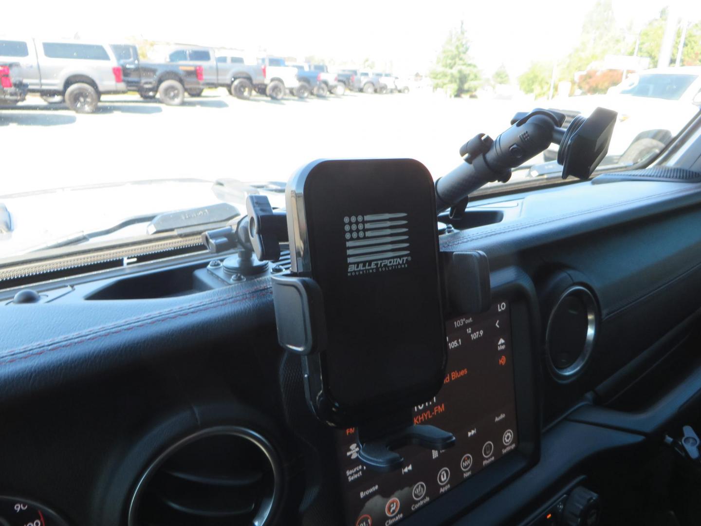 2020 SILVER /BLACK Jeep Gladiator Rubicon (1C6JJTBG1LL) with an 3.6L V6 DOHC 24V engine, 6M transmission, located at 2630 Grass Valley Highway, Auburn, CA, 95603, (530) 508-5100, 38.937893, -121.095482 - Must see Gladiator ready for all of your overlanding adventures. Mopar lift kit with Fox shocks, 37" BFG KO2 tires, Rebel offroad Inner Fender liners, Rebel offroad overland fender chop w/ side markers and turn signals, Smittybilt synthetic rope winch, Yankum fairlead, Rugged Ridge Elite antenna bas - Photo#59