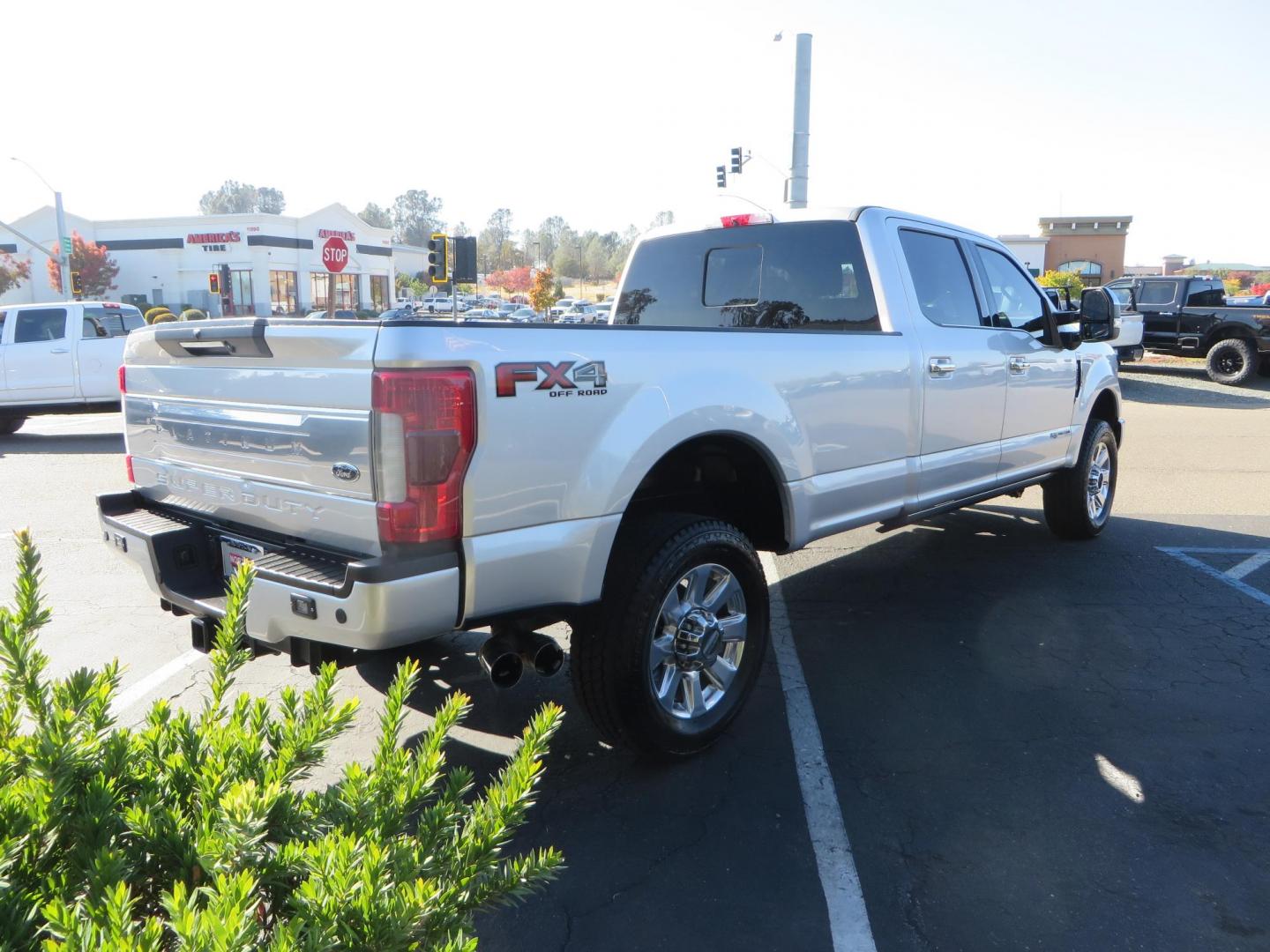 2019 SILVER /black Ford F-350 SD Platinum Crew Cab 4WD Long Bed (1FT8W3BT7KE) with an 6.7L V8 OHV 16V DIESEL engine, 6A transmission, located at 2630 Grass Valley Highway, Auburn, CA, 95603, (530) 508-5100, 38.937893, -121.095482 - Lond Bed Superduty with factory 5th wheel prep ready to tow and Rigid industries back up lights. - Photo#4