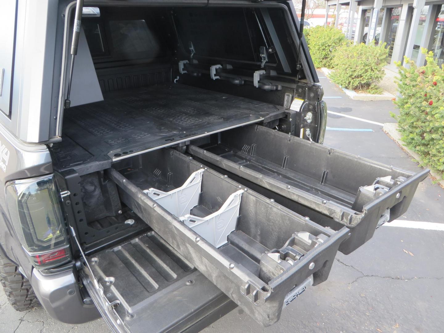 2022 CHARCOAL /BLACK Toyota Tacoma TRD Off-Road Double Cab V6 6AT 4WD (3TMCZ5AN0NM) with an 3.5L V6 DOHC 24V engine, 6A transmission, located at 2630 Grass Valley Highway, Auburn, CA, 95603, (530) 508-5100, 38.937893, -121.095482 - Must See Tacoma with a ton of extras!!! This Tacoma Features a Stage 9 Icon Vehicle Dyanamics suspension system, 17" Method MR305 double black wheels, BFG KM3 tires, Tacoma Beast Slider steps, 4WP front bumper, Baja designs Squadron Sport front bumper lights, Baja Designs XL Linkable light bar, Smit - Photo#29