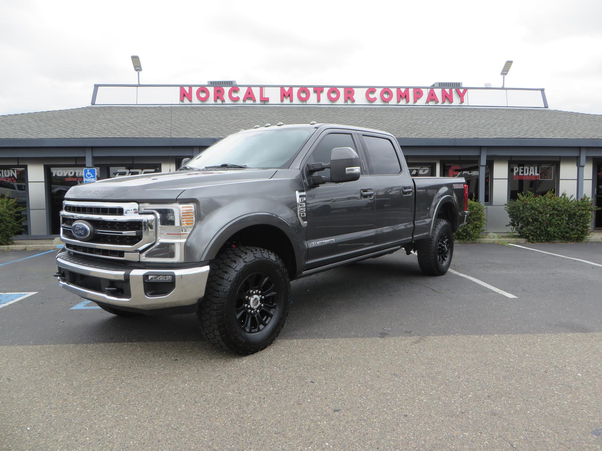 photo of 2020 Ford F-350 Lariat Crew Cab Short Bed 4WD